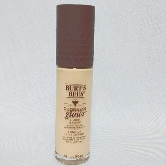 Burt's Bees Makeup Burts Bees Goodness Glows Liquid Makeup Poshmark
